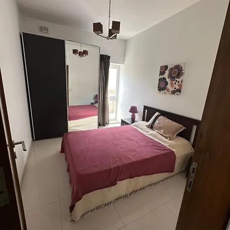 Home Apartment *